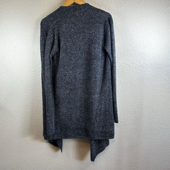 Barefoot Dreams Bamboo Chic Lite Gray Cardigan Size S/M Casual Minimalist - Picture 2 of 6